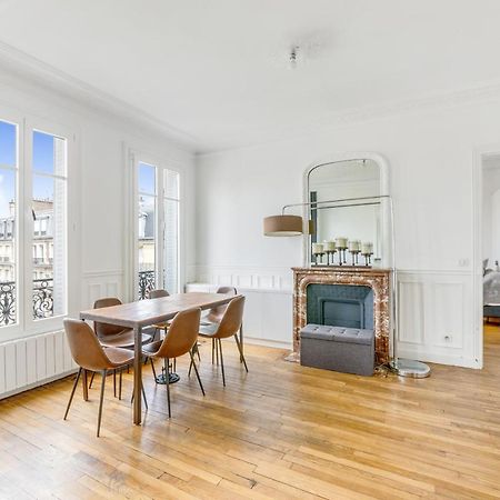Place De La Mairie Apartment Levallois-Perret Bagian luar foto